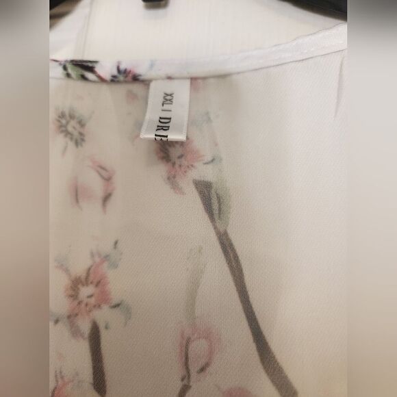 Dressfo 12 White Floral Print Shortsleeves Women's Opened Cardigan - Picture 10 of 13